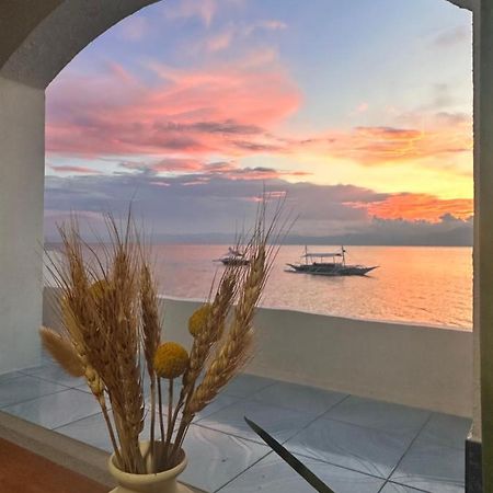 Moana Beach House Moalboal Buitenkant foto