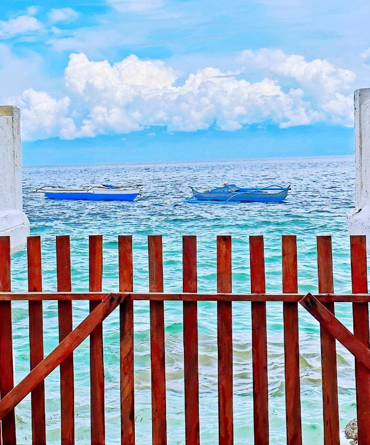 Moana Beach House Moalboal Buitenkant foto
