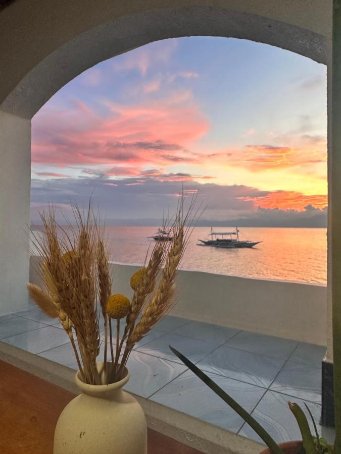 Moana Beach House Moalboal Buitenkant foto